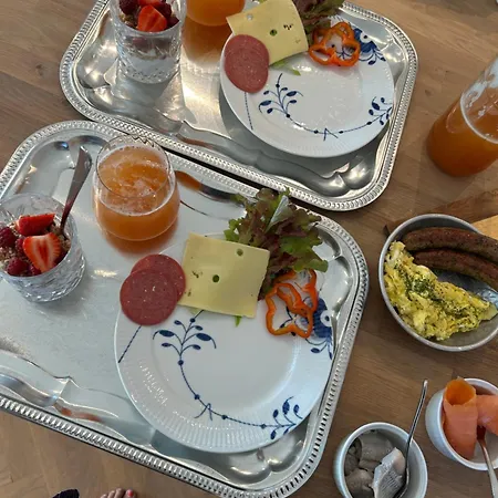 Tjebberupgaard Bed & Breakfast *