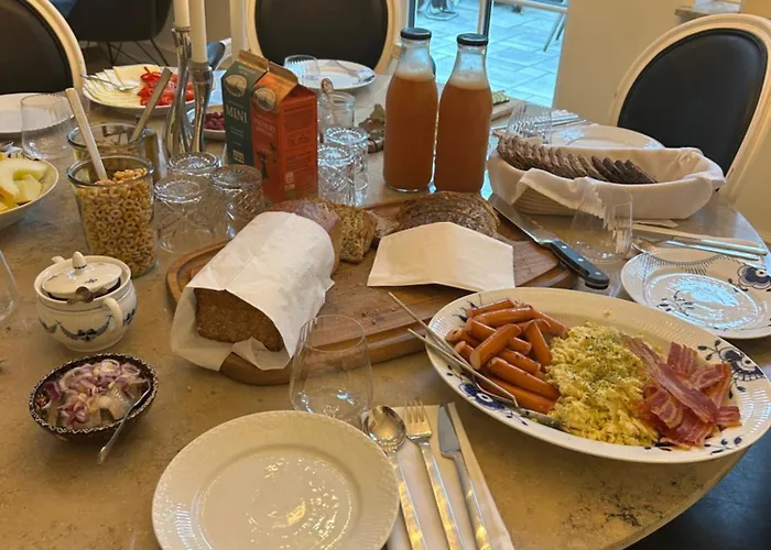 Bed & Breakfast Tjebberupgaard Holbaek