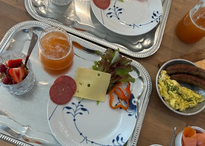 Tjebberupgaard Bed & Breakfast *